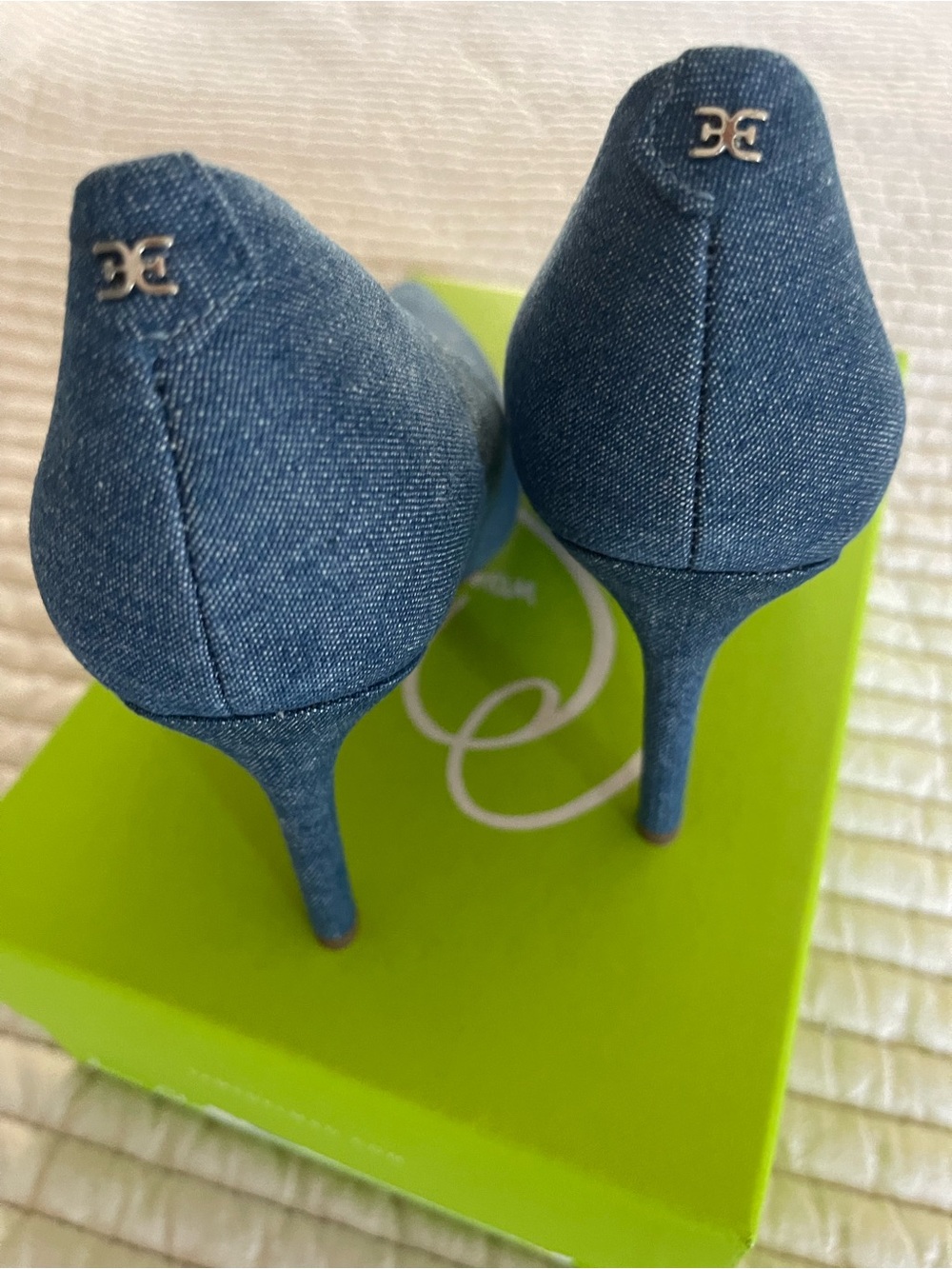 Classic Pointed-Toe Denim High Heel Pumps - Blue - Picture 3 of 6